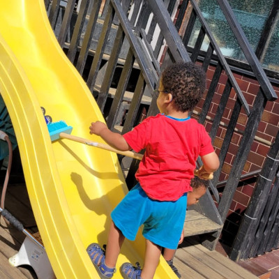 Von der Küche in den Garten rutschen Von der Küche in den Garten rutschen