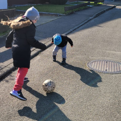 Fußball spielen